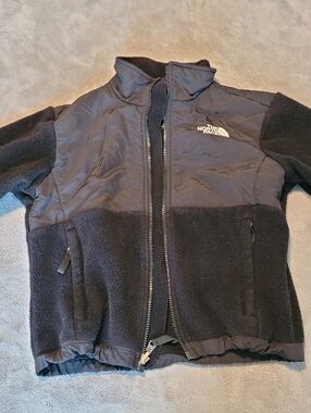 The North Face Kids Black Jacket Size 8/10 Pockets Full Zip EUC